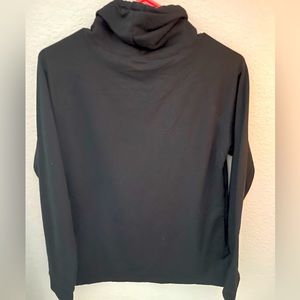 32 degrees heat| small black sweater